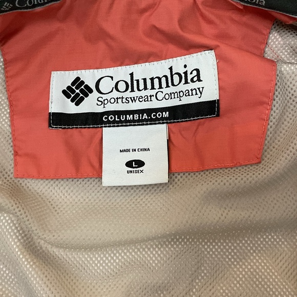 Pink Columbia rain jacket - Picture 2 of 4